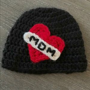 Love Mom Heart Newborn hat